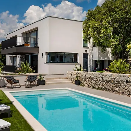 Villa Mare Vista, Kastel Kambelovac Kastela
