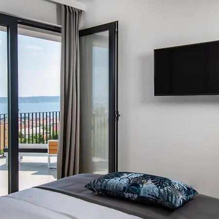 Villa Mare Vista, Kastel Kambelovac *
